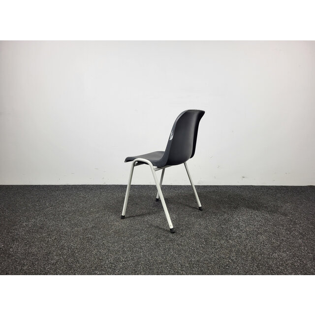 Grijze Stapelbare Kuipstoel - Kunststof Zitting