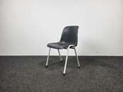 Grijze Stapelbare Kuipstoel - Kunststof Zitting