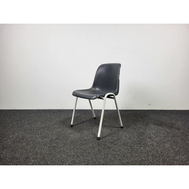 Grijze Stapelbare Kuipstoel - Kunststof Zitting