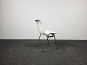 Witte Stapelbare Kuipstoel - Kunststof Zitting