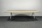 Vitra Vergadertafel - Tonvormig Blad | 240 x 120 cm Vitra Vergadertafel - Tonvormig Blad | 240 x 120 cm