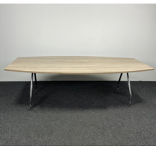 Vitra Vergadertafel - Tonvormig Blad | 240 x 120 cm