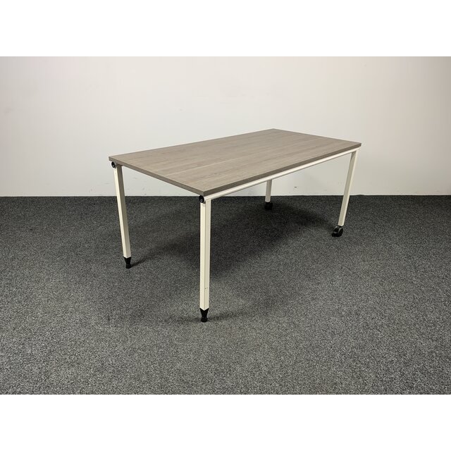Refurbished Ahrend Verrijdbare Tafel - 160x80 cm Refurbished Ahrend Verrijdbare Tafel - 160x80 cm