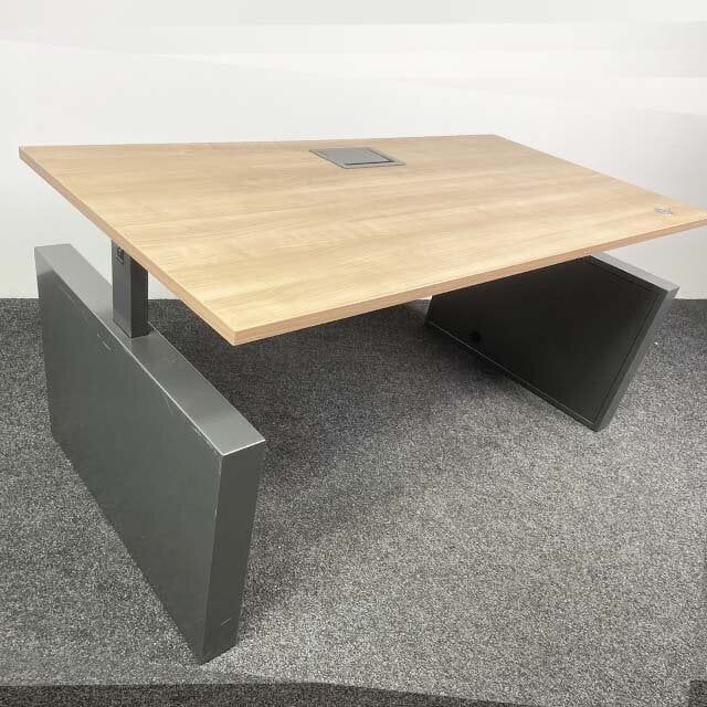 Vepa Step Elektrisch Bureau 160x80 cm Vepa Step Elektrisch Bureau 160x80 cm