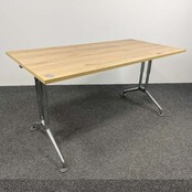 Vitra Ad Hoc Zit- Zit Bureau - Elektrisch Verstelbaar | 160 x 80 cm Vitra Ad Hoc Zit- Zit Bureau - Elektrisch Verstelbaar | 160 x 80 cm