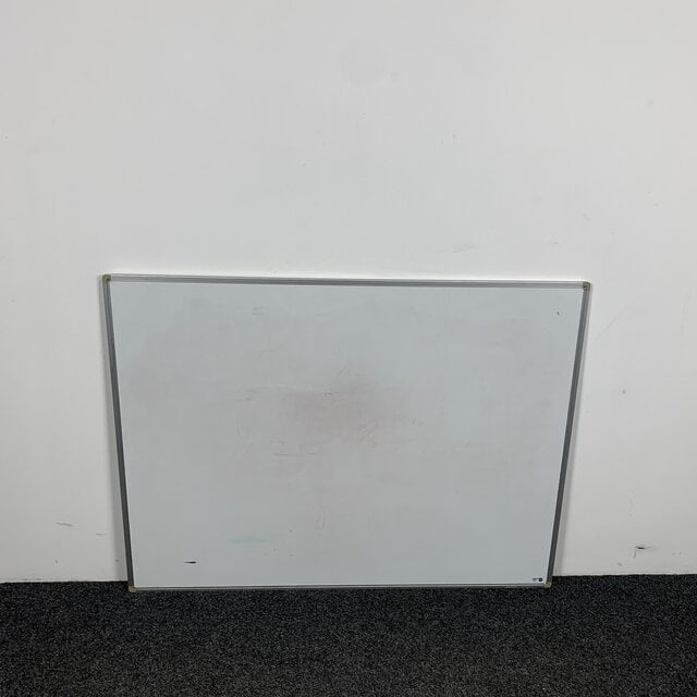 Whiteboard c.a. 90 x 120 cm