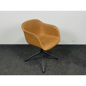 Muuto Fiber Stoel - Cognac