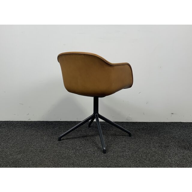 Muuto Fiber Stoel - Cognac