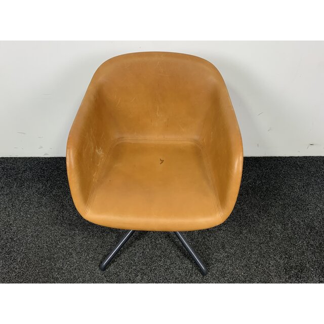 Muuto Fiber Stoel - Cognac