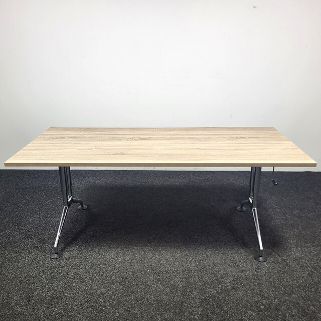 Vitra Ad Hoc Bureau - Slinger Verstelbaar | 180 x 80 cm