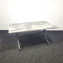 Vitra Ad Hoc Slinger Bureau - 140 x 80 cm | Nieuw Blad Naar Keuze
