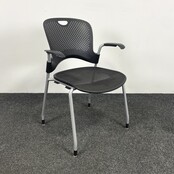 Herman Miller Caper Stoel Met Armleuningen - Zwart
