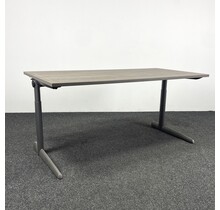 Ahrend 500 Knop Bureau - Antraciet onderstel | 180 x 80 cm