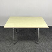 Vitra Ad Hoc Tafel - 120 x 80 cm | Ahorn Blad