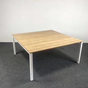 Vergadertafel met Havanna Blad | 160 x 160 cm (bxd)