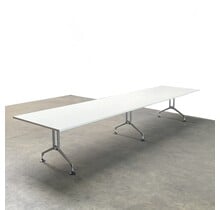 Vitra Ad Hoc Vergadertafel - 360 / 400 cm Breed