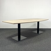 Tonvormige Vergadertafel - Nieuw Blad Naar Keuze