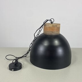 Zwarte Hanglamp Met Houten Detail | Ø 39,5 cm