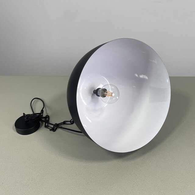 Zwarte Hanglamp Met Houten Detail | Ø 39,5 cm