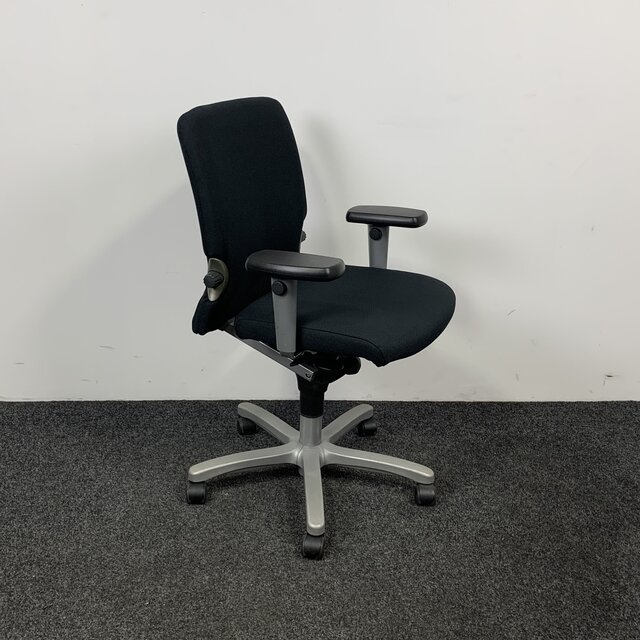 Comforto 77 Refurbished Bureaustoel Zwart Comforto 77 Refurbished Bureaustoel Zwart