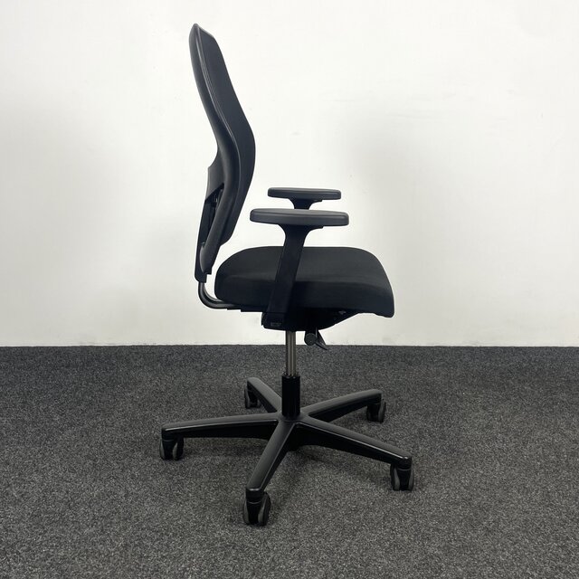 Ahrend 160 Bureaustoel Zwart | 2D Armleggers Ahrend 160 Bureaustoel Zwart | 2D Armleggers