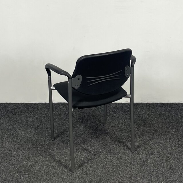 Zwarte Vergaderstoel Met Armleggers