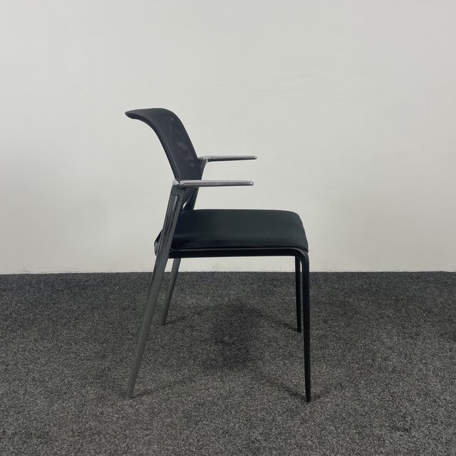 Vitra Medaslim Vergaderstoel - Met Armleggers