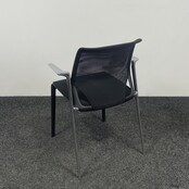 Vitra Medaslim Vergaderstoel - Met Armleggers