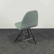 Spoinq Piramide Stoel - Staal | Blauw