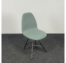 Spoinq Piramide Stoel - Staal | Blauw