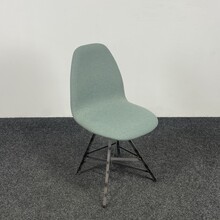 Spoinq Piramide Stoel - Staal | Blauw