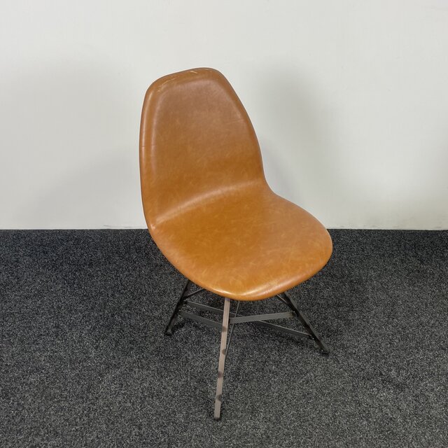 [SET] Spoinq Piramide Stoel - Staal | Cognac