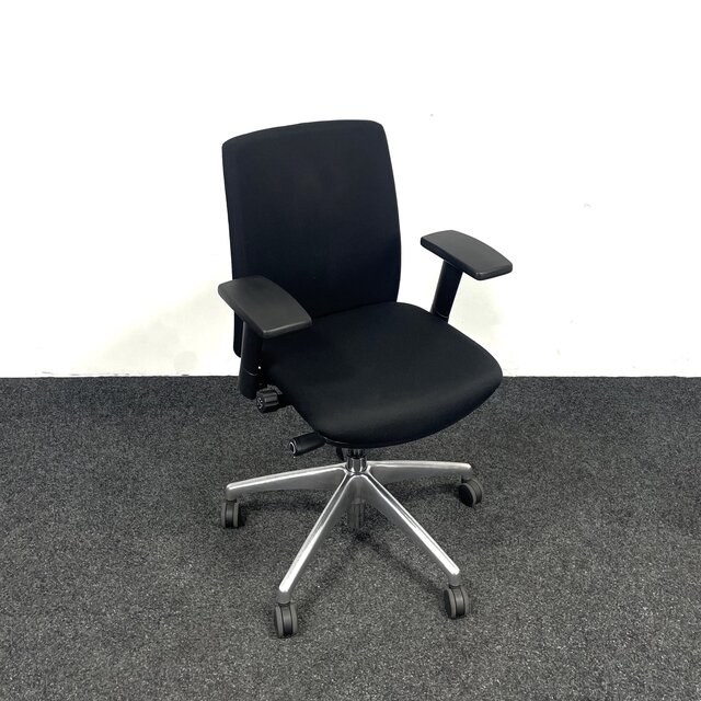 Gebruikte Bureaustoel Puck | NEN 1335