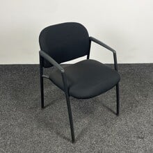 Ahrend 320 Vergaderstoel - Rechte Armleggers - Zwart Onderstel