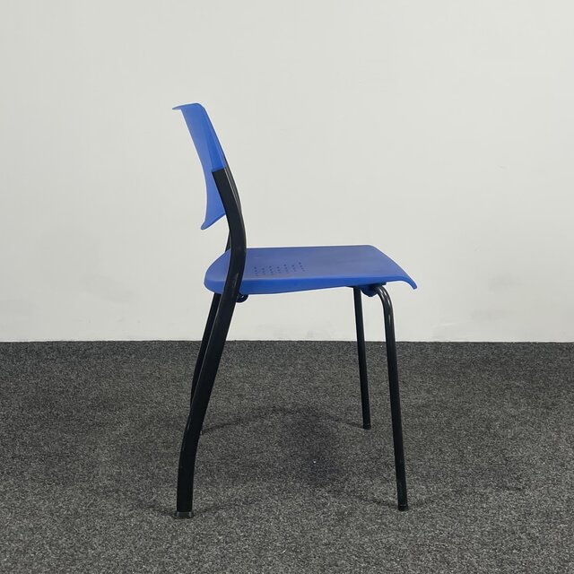Ahrend Kantinestoel - Blauwe Kunststof Zitting