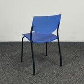 Ahrend Kantinestoel - Blauwe Kunststof Zitting