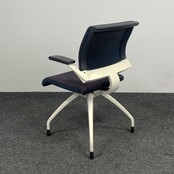 Ahrend 240 Vergaderstoel - Stoffen Zitting