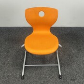 Oranje Schoolstoel - PantoSwing Lupo | M Kuipzitting
