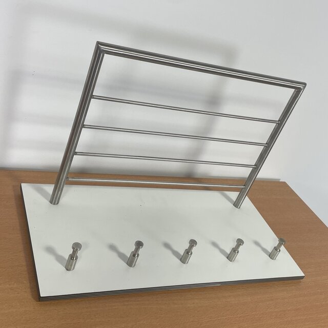 Witte Wandkapstok - 5 Haken en Bovenrek