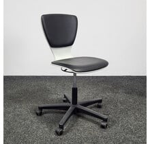 Ahrend Werkstoel - Zwart / Witte Zitting