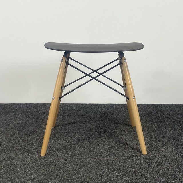 Zwarte Kruk - Houten Onderstel