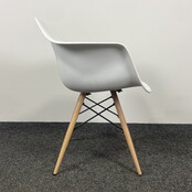 Witte Kuipstoel - Houten Onderstel