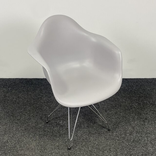 Lichtgrijze Kuipstoel - Chroom Onderstel