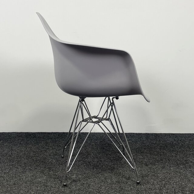 Lichtgrijze Kuipstoel - Chroom Onderstel