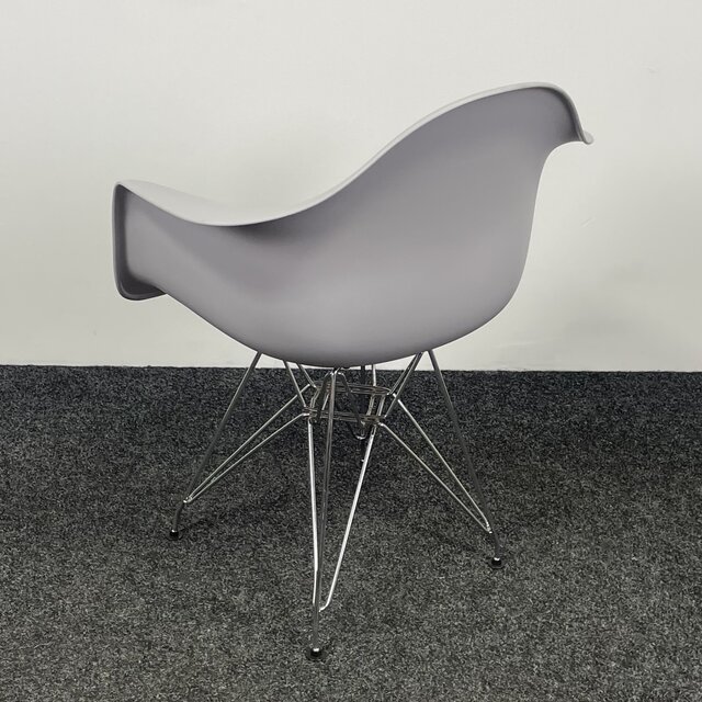 Lichtgrijze Kuipstoel - Chroom Onderstel