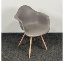 Taupe Kuipstoel - Houten Onderstel