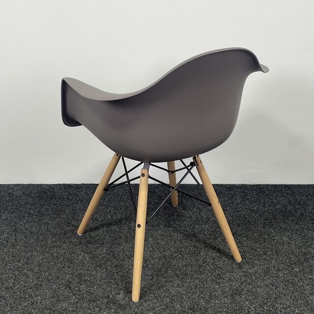 Taupe Kuipstoel - Houten Onderstel