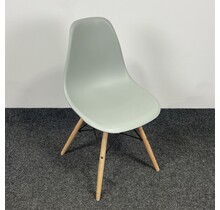 Kantinestoel Lichtgrijs - Houten Onderstel