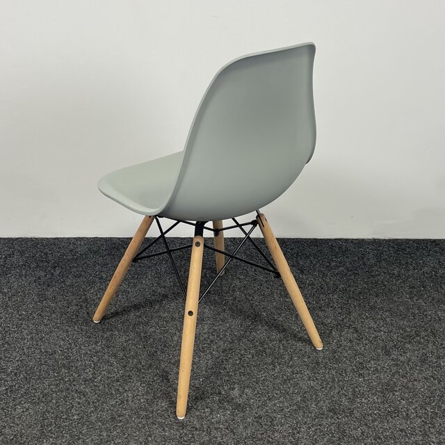 Kantinestoel Lichtgrijs - Houten Onderstel