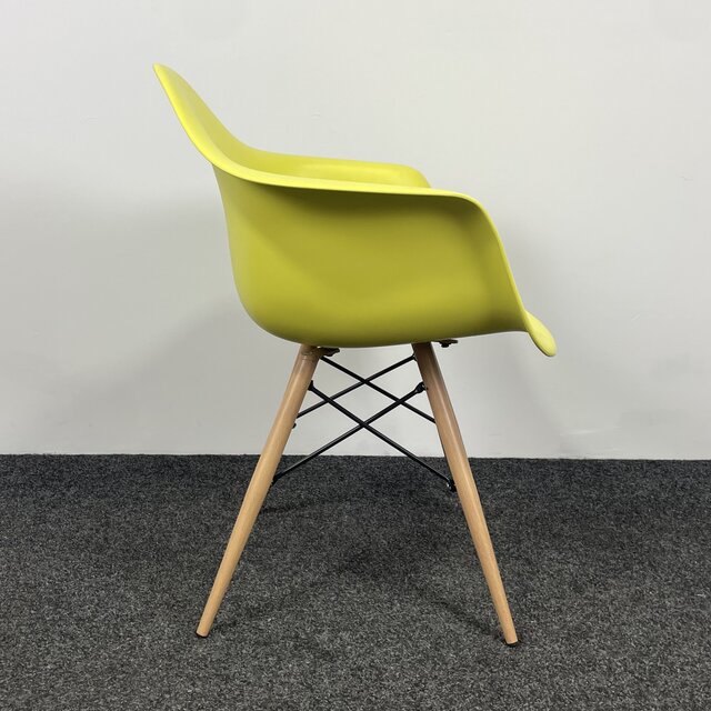 Lichtgele Kuipstoel - Houten Onderstel